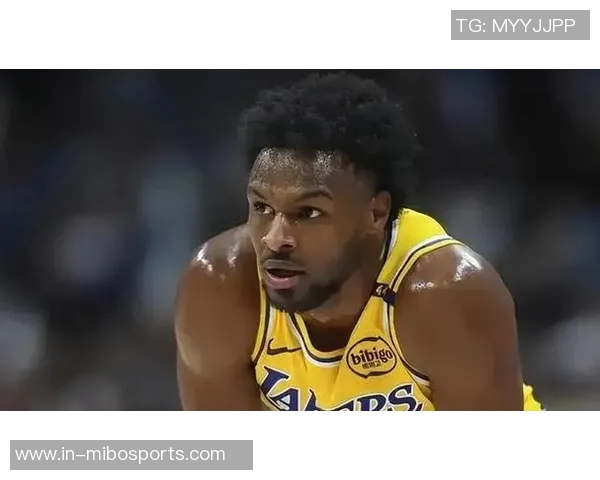 星二代阿利贾阿里纳斯即将迎来大学首秀转发球队出征客场合照引关注